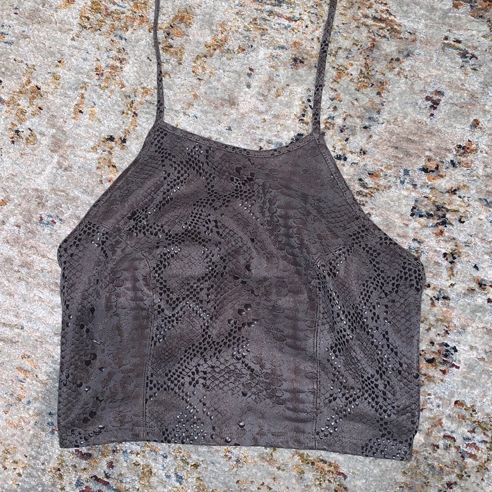 Guess snake skin cropped shirt that ties in the back